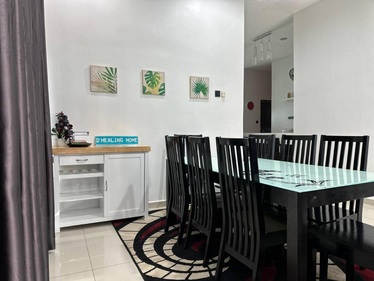 Bandar Melaka Family Bungalow Private Pool Bbq Wifi Netflix エクステリア 写真