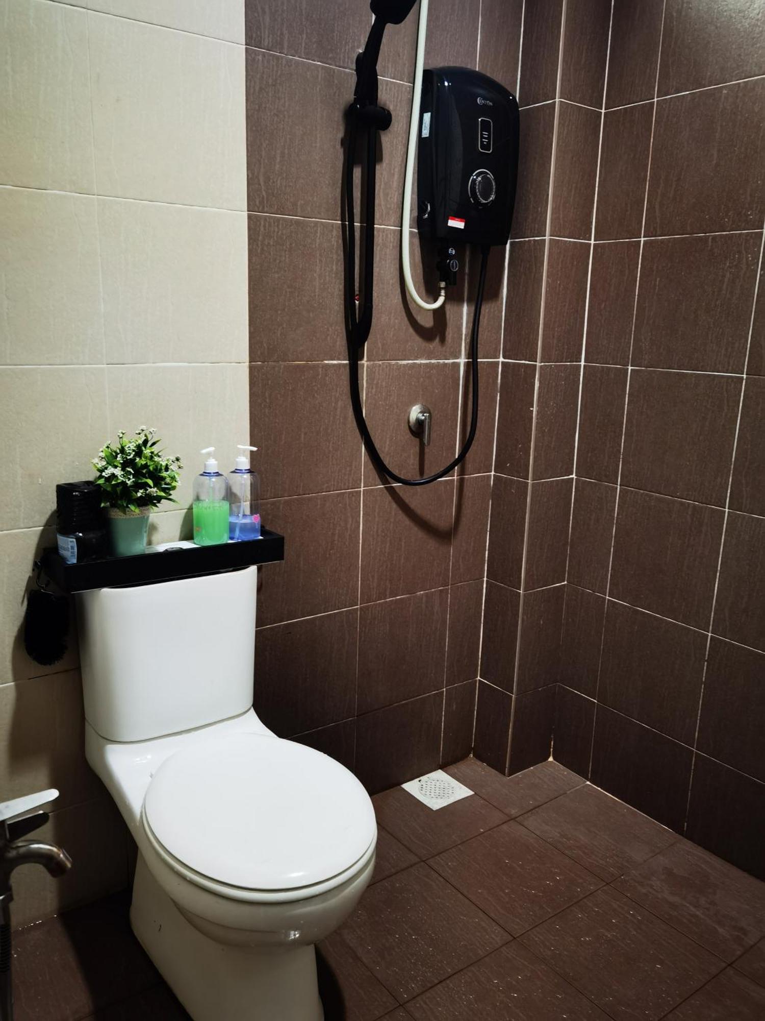 Bandar Melaka Family Bungalow Private Pool Bbq Wifi Netflix エクステリア 写真